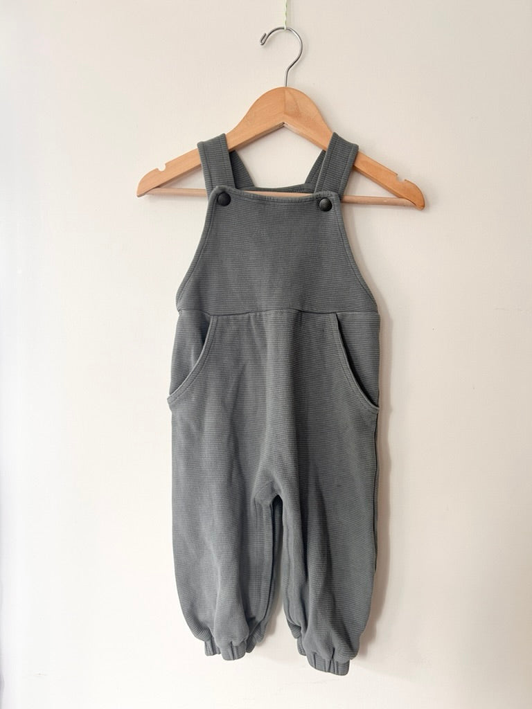 Loved Baby Thick Cotton Ribbed Ovearalls • 18-24 months *