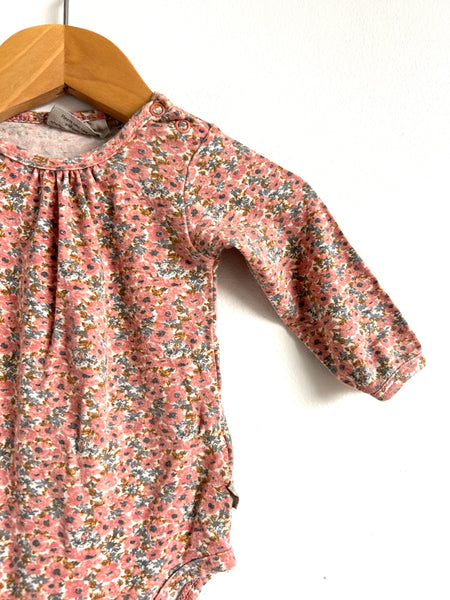 Wheat Long Sleeve Floral Bodysuit • 0-3 months
