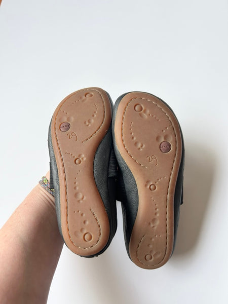 Camper Black Leather Flats • 11.5/12c (29 EU)