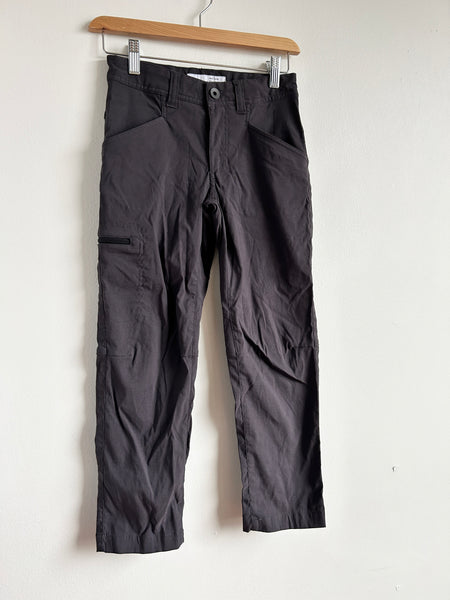 MEC Dark Grey Stretchy Hiking Pants • 7-9 years