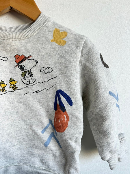 Zara x Peanuts Hiking Snoopy Crewneck • 6-12 months