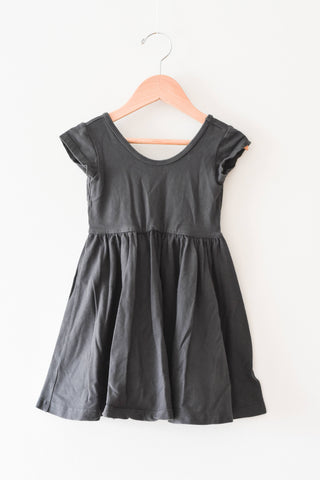 Alice and Ames Shortsleeve Dress • 3 years
