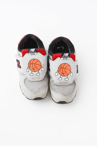 New Balance Basketball Shoes • 9c