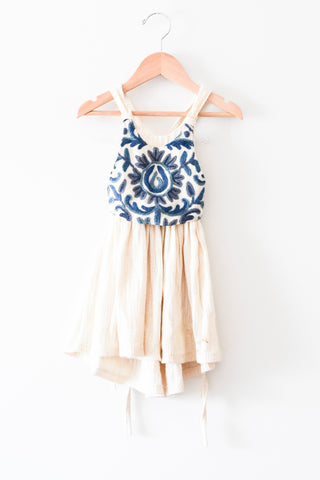 Nooks Embroidered Dress • 3-6 years