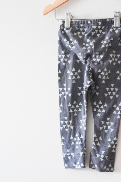 Little and Lively Geometric Pants • 12-18 months