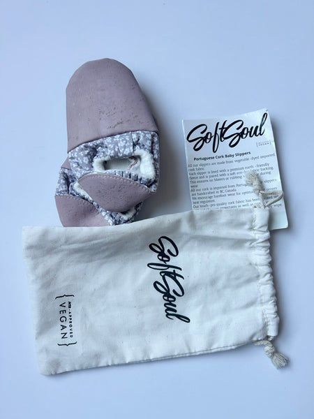 NEW Soft Soul Pink Cork Mocs • 2 years (6")