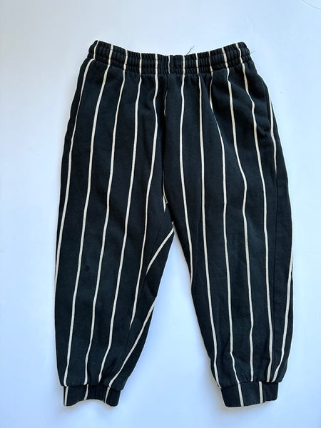 H&M 2pc Striped Sweatsuit • 3-4 years