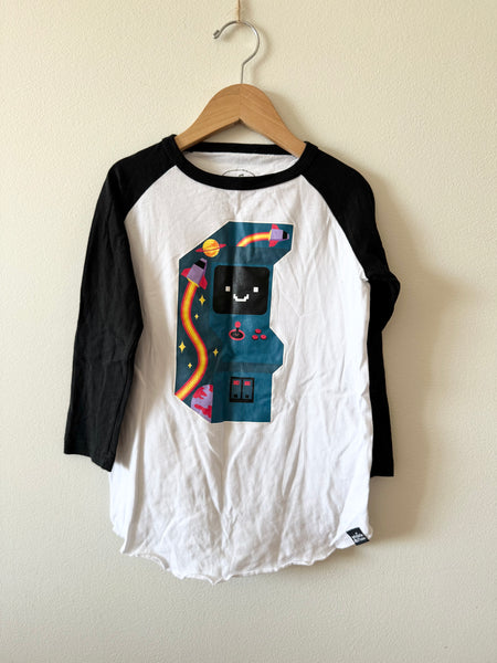 Whistle and Flute Arcade Baseball Top • 7-8 years