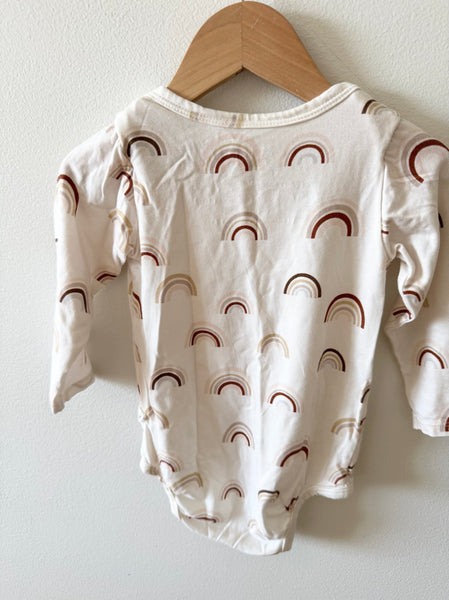 LouLou Lolliopop White Rainbow Long Sleeve Onesie • 6-12 months