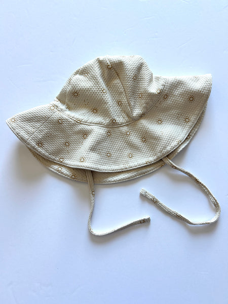 Quincy Mae White Sun Swim Hat • 0-6 months