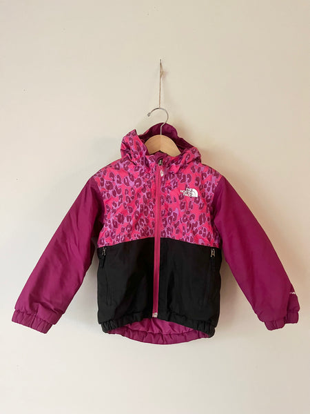 The North Face Purple and Black Thick Winter Jacket • 3-4 years