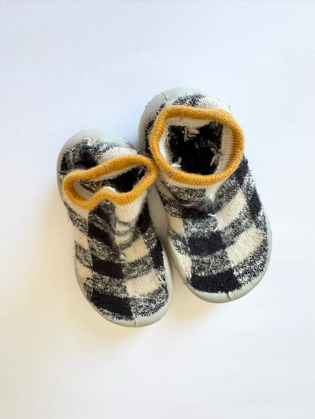 Collegien x Nununu Slipper Socks 5c-6c (22-23cm)