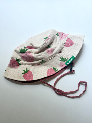 Parade Strawberry Bucket Hat • 0-3 months