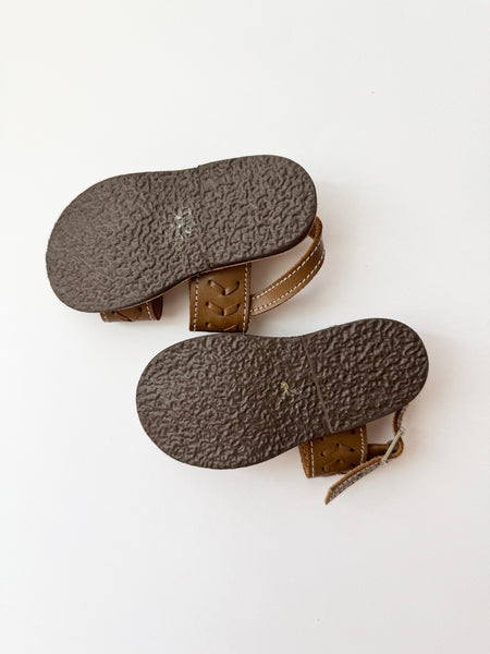 The Humble Soles Tiny Brown Sandals • 4c