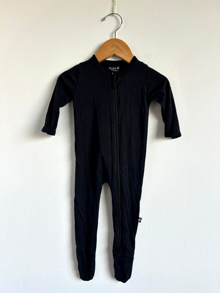 Kyte Black Zip Sleeper • 3-6 months