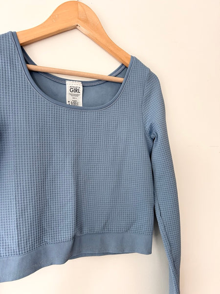 Athleta Girls Crop Blue Top • 8-10 years *