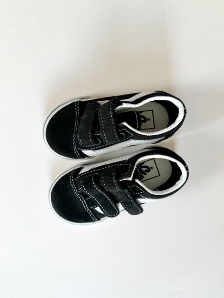 NEW Vans Black and White Velcro Shoes • 5c