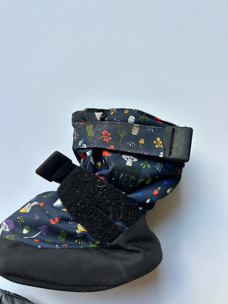 MEC Mushroom Toaster Booties • 4c/5c (small)