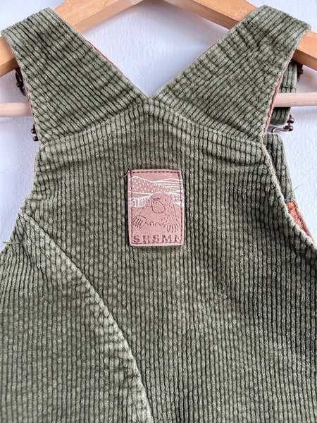 Souris Mini Green Corduroy Overalls • 4-5 years