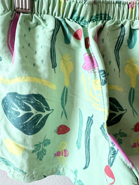 Patagonia Green Veggies Shorts • 6-12 months