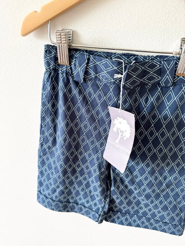 NEW Kate Quinn Blue Shorts • 3-5 years