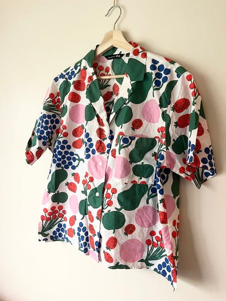 Uniqlo x Marimekko Button Up Top • Adult Large