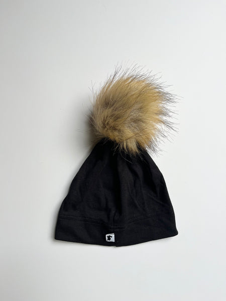 Little and Lively PomPom Beanie Black • 0-2 years (Baby)