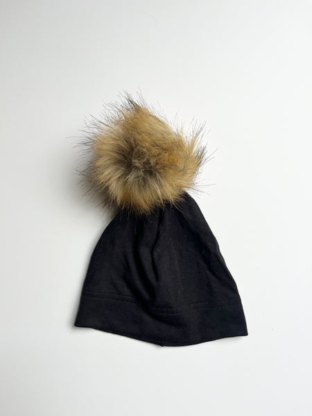 Little and Lively PomPom Beanie Black • 0-2 years (Baby)