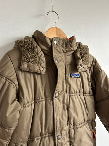 Patagonia Olive and Orange Water Resistant Puffer Jacket • 5-6 years