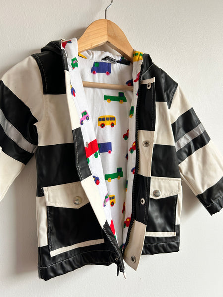 Marimekko White and Black Striped Rainjacket • 2 years