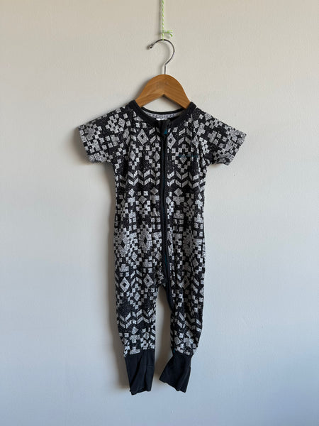 Bonds Black and White Short Sleeve Geometric Shape Wondersuit • 6-12 months