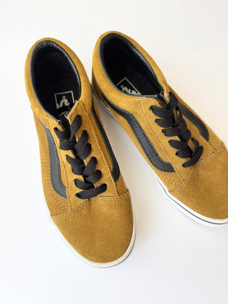 NEW Vans Low Top Brown Shoes • 1.5Y