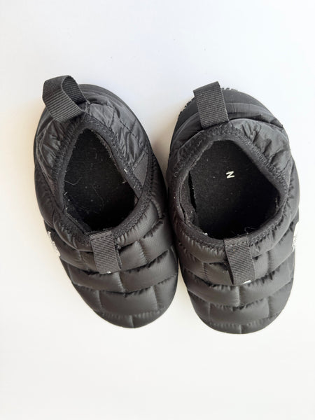 The North Face Thermoball Traction Mules Slippers • 1Y