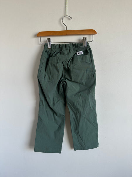 MEC Green Cargo Joggers • 4 years