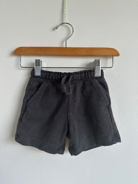 H&M Loose Drawstring Waist Shorts • 5-6 years