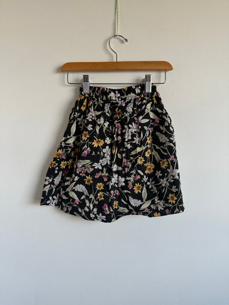 Petits Vilains Black Floral Skirt • 2-3 years