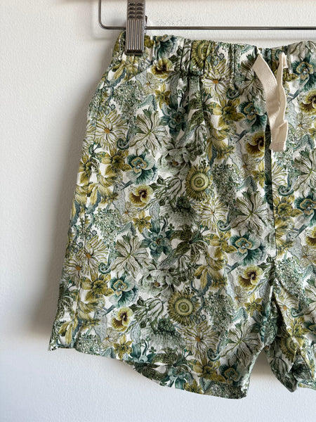 Petits Vilains Green Floral Light Cotton Shorts • 10-11 years