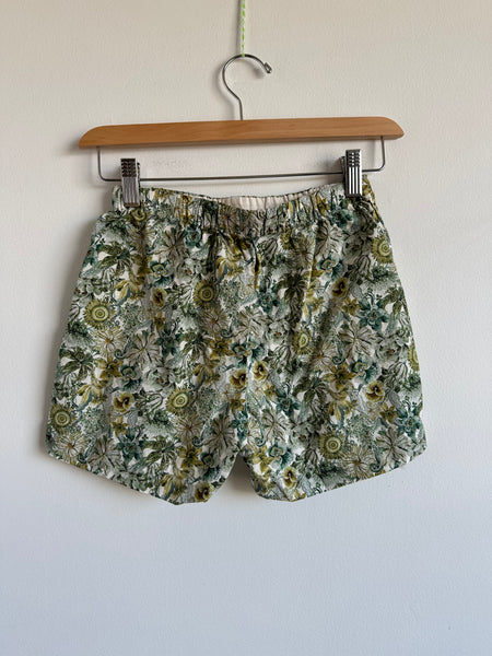 Petits Vilains Green Floral Light Cotton Shorts • 10-11 years