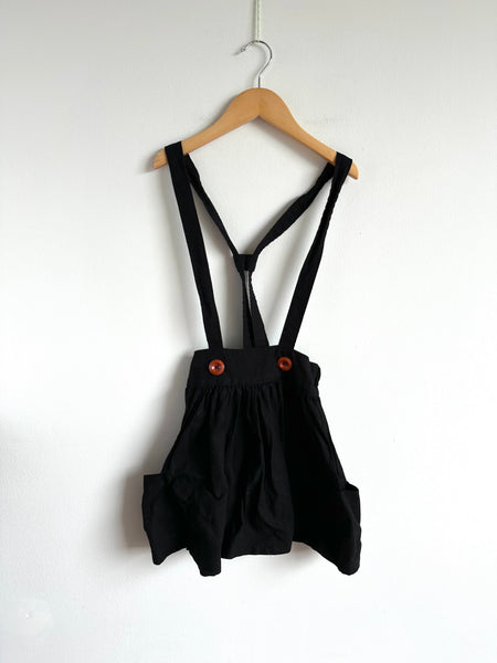 Nest and Nurture Black Suspender Skirt • 4 years