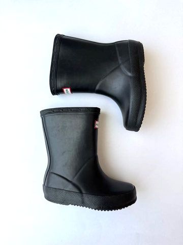 Hunter Black Rubber Boots • 5c