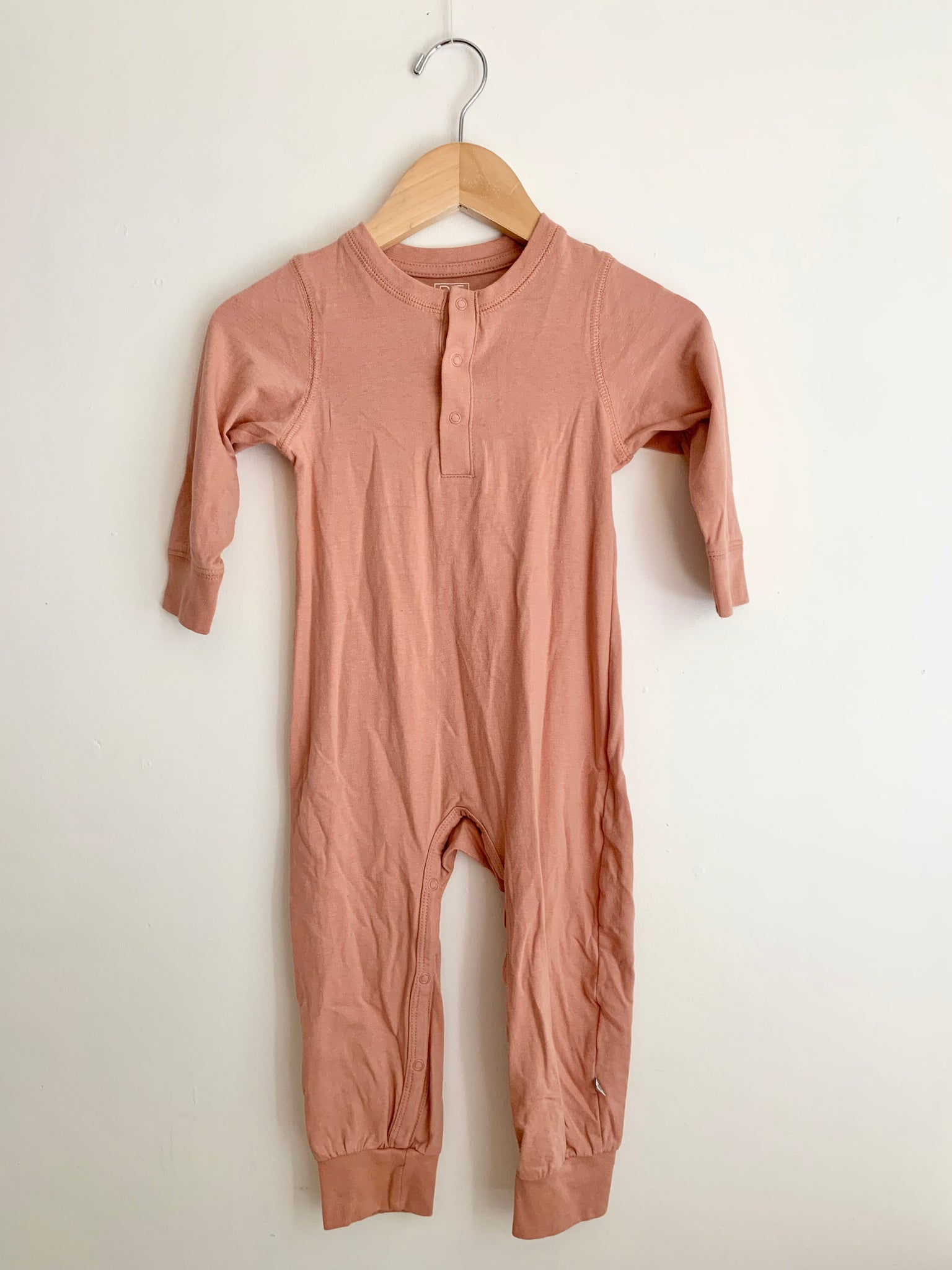 Bebe Organics Long Sleeve Pink Romper • 9-18 months