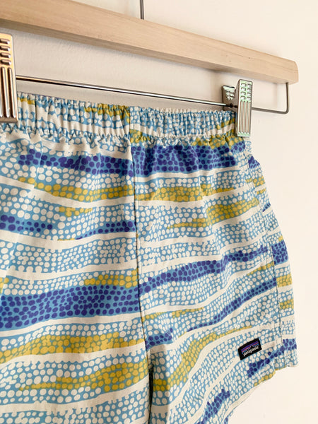 Patagonia Blue and Green Baggies Shorts • 4-5 years