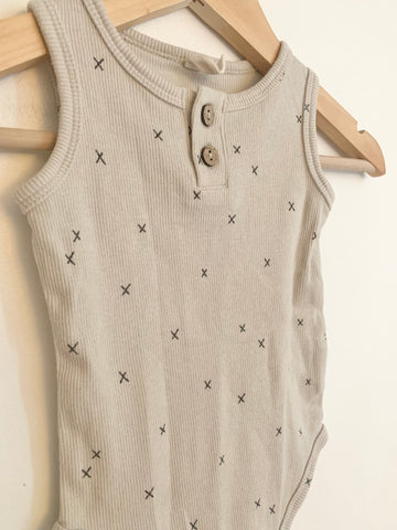 Quincy Mae Beige Button Onesie • 3-6 months