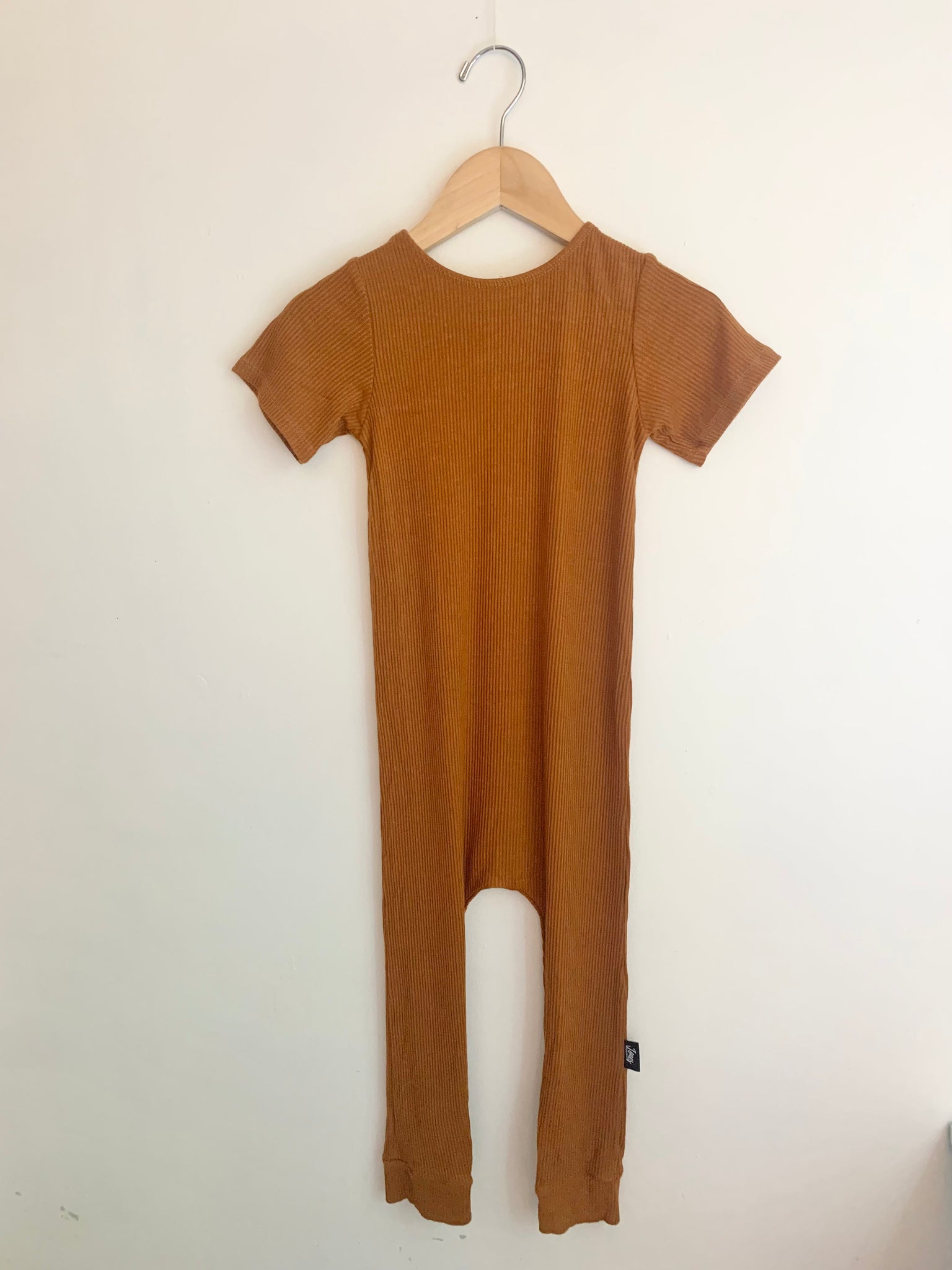 Jones Baby Rusty Orange Short Sleeve Romper • 3-4 years