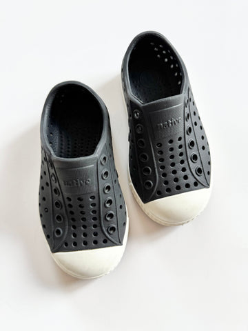 Native Black Shoes • 7c