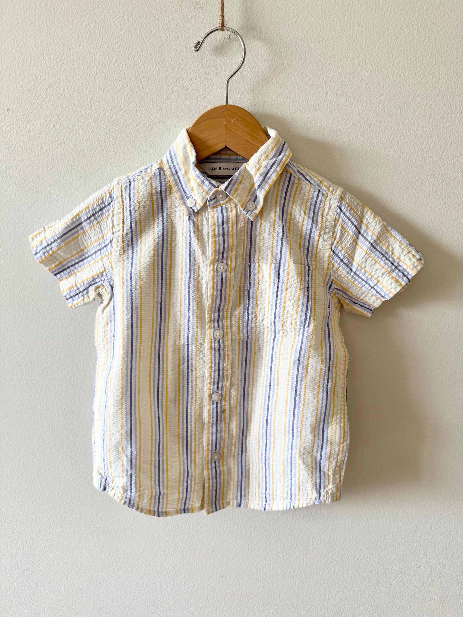 Janie and Jack Seersucker Button Up Collared Shirt • 3-4 years