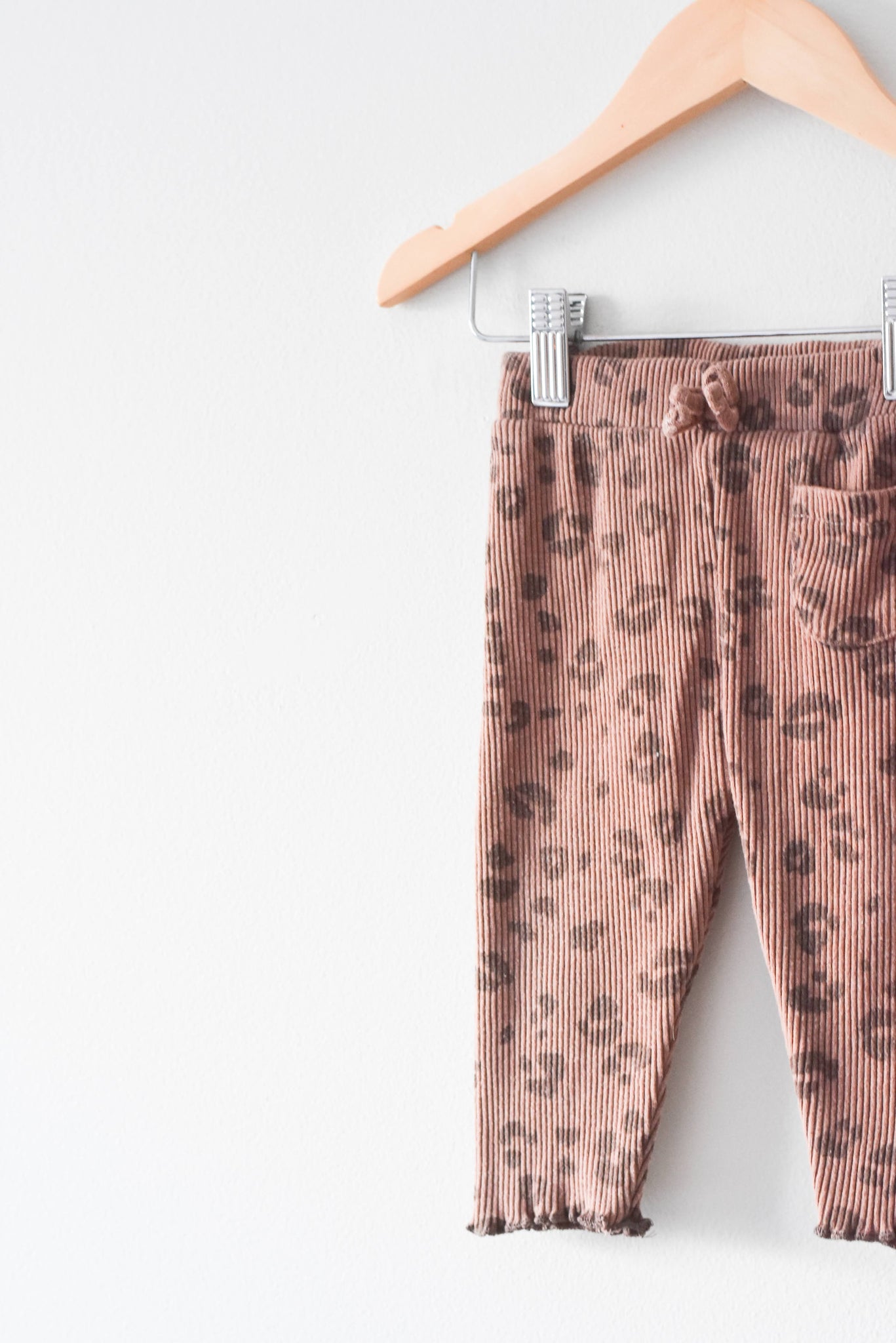 Zara on sale leopard leggings