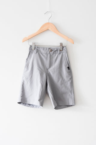 Quiksilver Shorts • 5 years