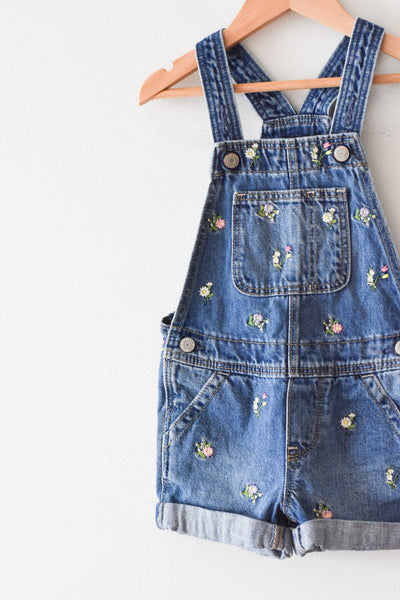 Gap Embroidered Floral Shortalls • 2 years