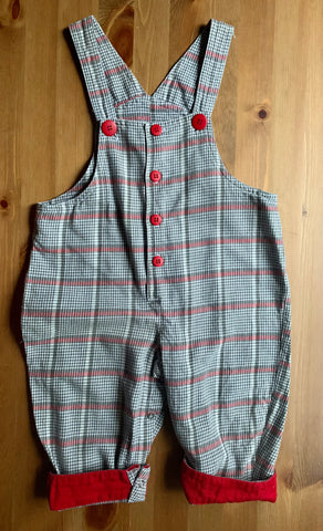 Vintage overalls • 18 months